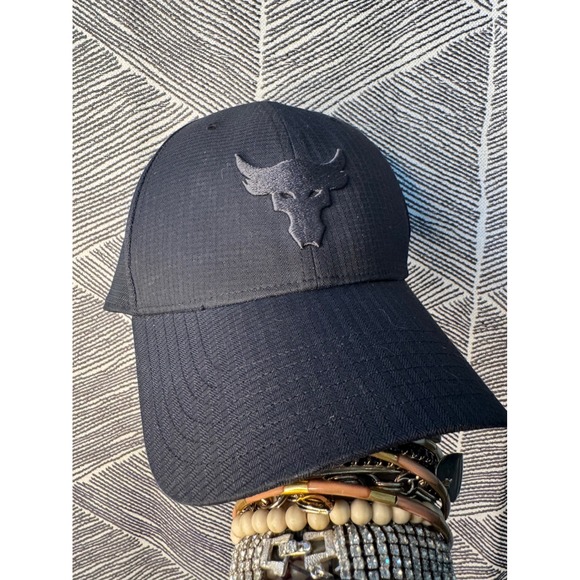 Under Armour Project Rock Black Bull Adjustable Hat Cap Mens UA Pro Fit - Picture 1 of 8